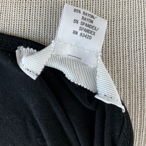 NWT August Silk Black Short Sleeve Top Size M - Picture 7 of 7